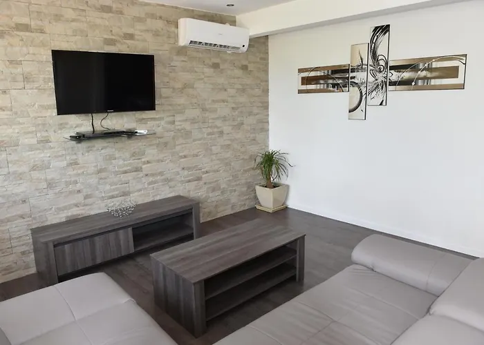 Au Gres Des Vosges * Remoneix